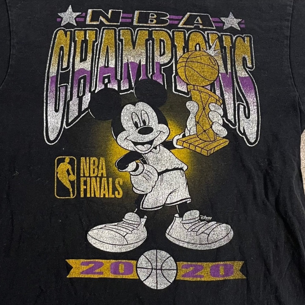 Disney x Junk Food NBA Champions 2020 Mickey Mouse T-Shirt Mens Medium Black - Picture 7 of 9